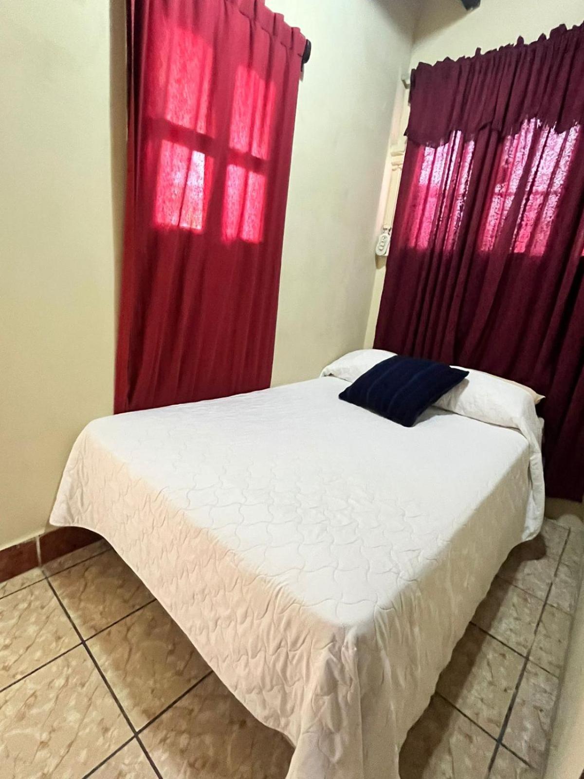 Jireh Antigua Otel Dış mekan fotoğraf